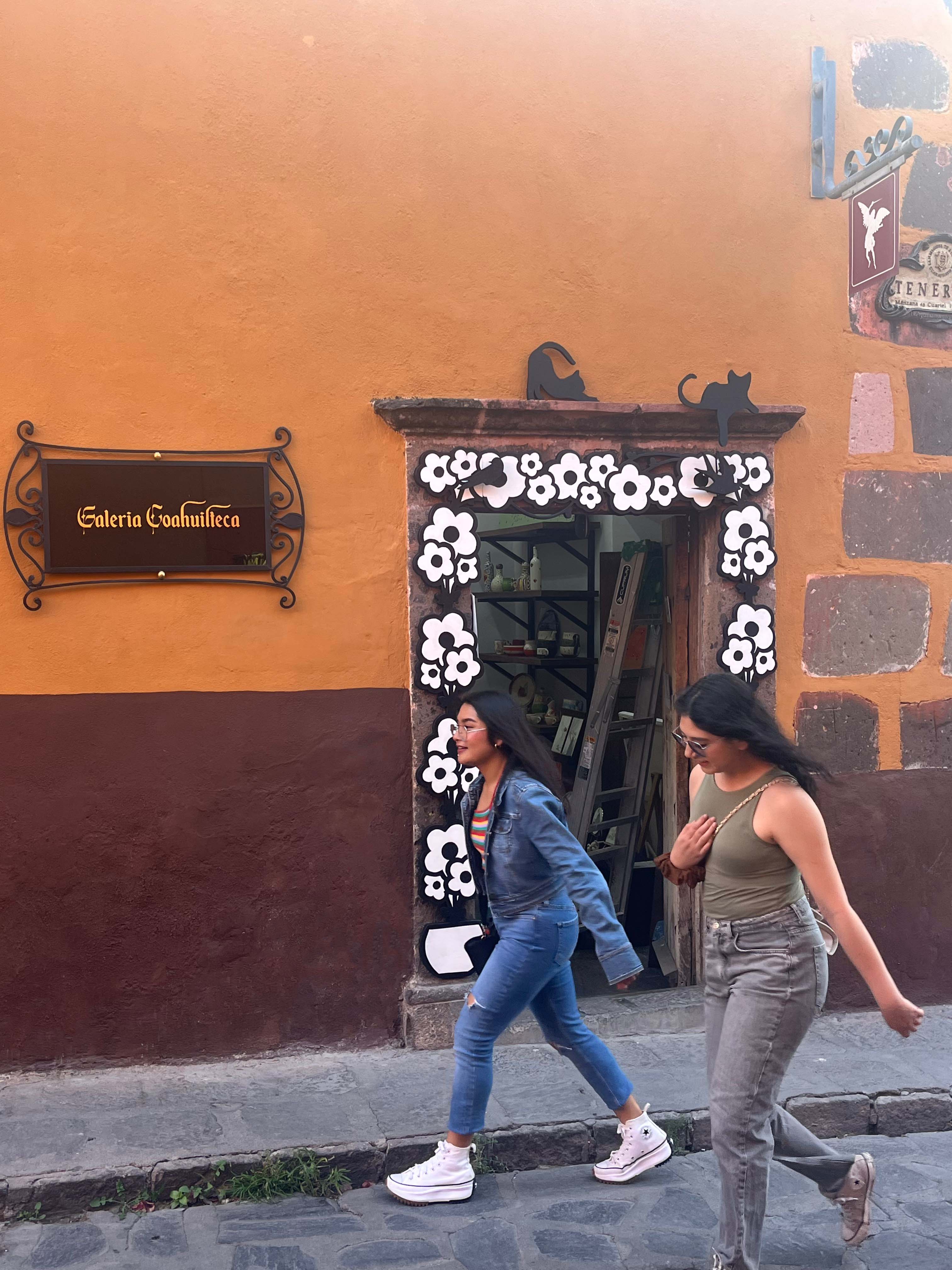 Galería Coahuilteca facade